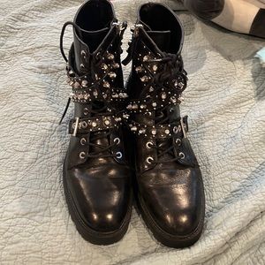 Zara Studded boots size 41